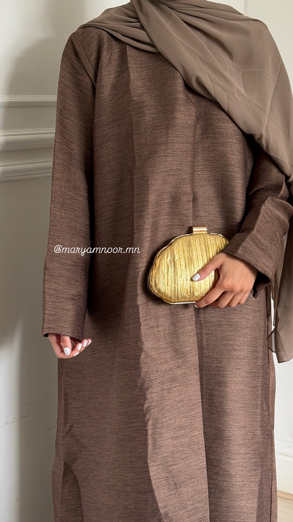 Noor in Taupe