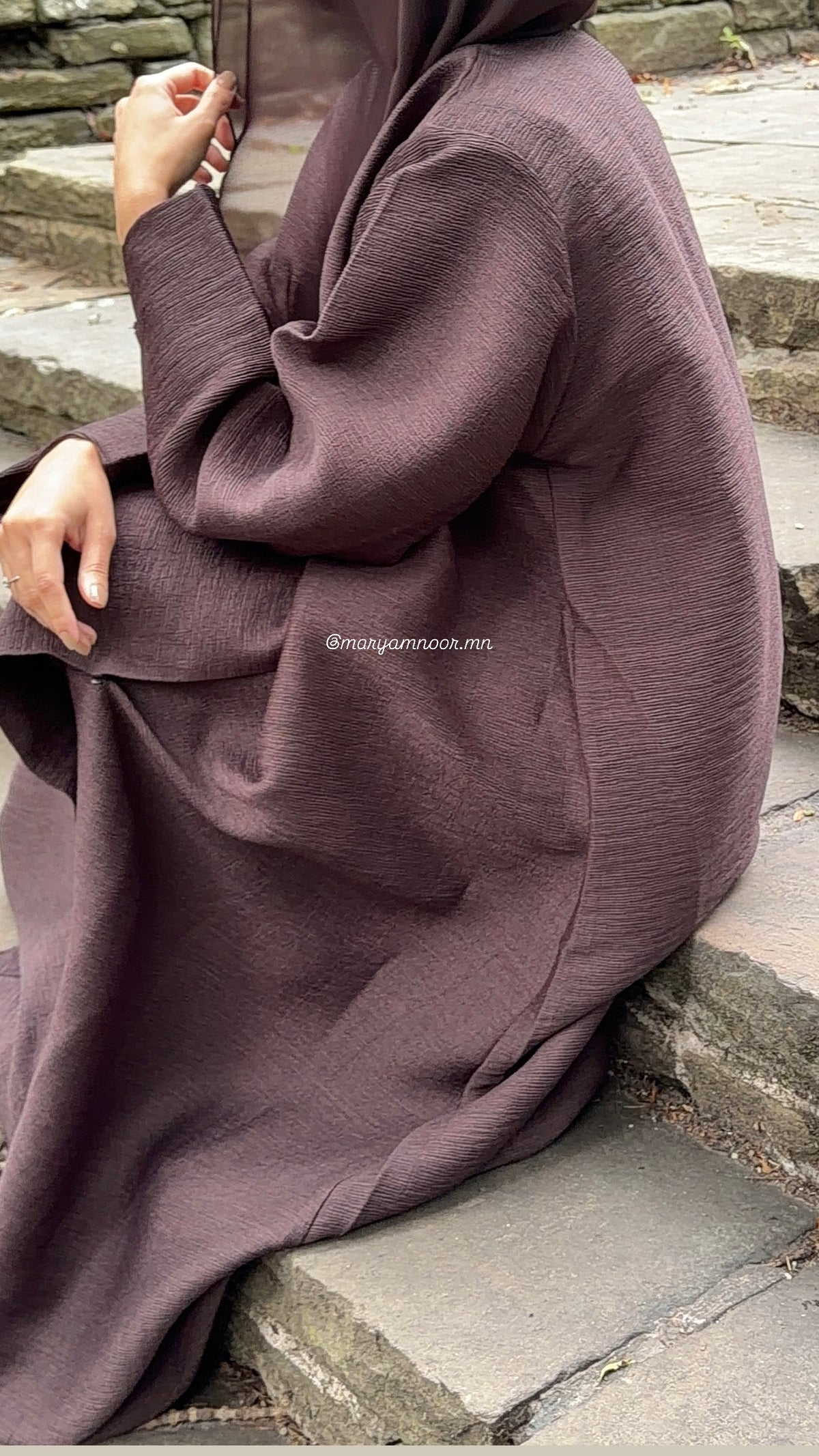 Noor in Espresso